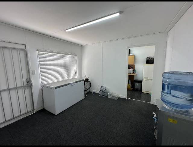 1,000M² WAREHOUSE TO LET IN KRAAIFONTEIN INDUSTRIA